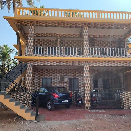 Seafront Guest House Анжуна Экстерьер фото