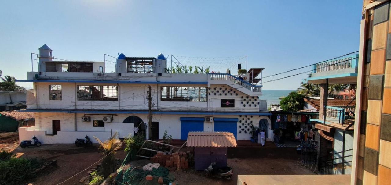 Seafront Guest House Анжуна Экстерьер фото